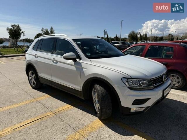 Белый Фольксваген Тигуан, объемом двигателя 1.97 л и пробегом 280 тыс. км за 23000 $, фото 14 на Automoto.ua