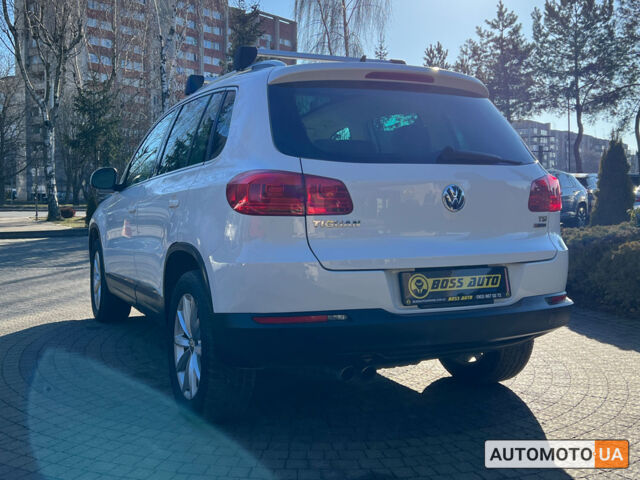 Білий Фольксваген Тігуан, об'ємом двигуна 2 л та пробігом 150 тис. км за 15999 $, фото 4 на Automoto.ua
