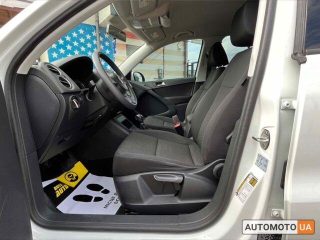 Белый Фольксваген Тигуан, объемом двигателя 2 л и пробегом 83 тыс. км за 14400 $, фото 11 на Automoto.ua