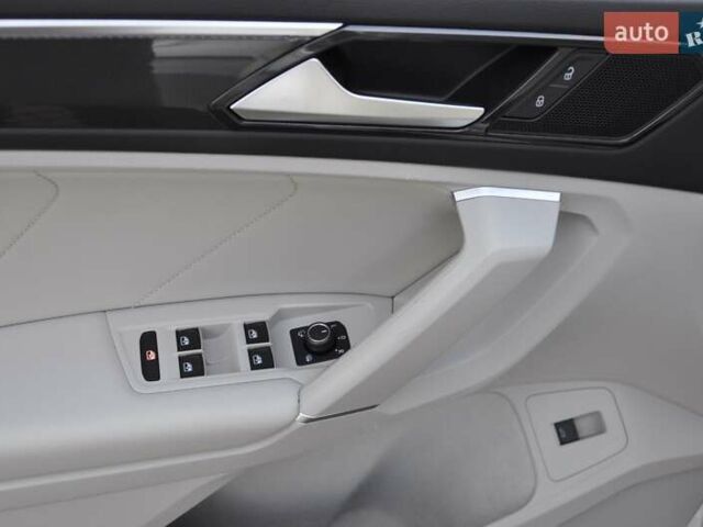 Белый Фольксваген Тигуан, объемом двигателя 1.98 л и пробегом 54 тыс. км за 27700 $, фото 25 на Automoto.ua