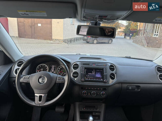 Белый Фольксваген Тигуан, объемом двигателя 2 л и пробегом 54 тыс. км за 15200 $, фото 74 на Automoto.ua