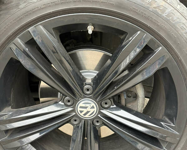 Белый Фольксваген Тигуан, объемом двигателя 1.97 л и пробегом 167 тыс. км за 28000 $, фото 10 на Automoto.ua