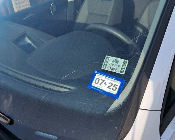 Белый Фольксваген Тигуан, объемом двигателя 2 л и пробегом 243 тыс. км за 13700 $, фото 7 на Automoto.ua