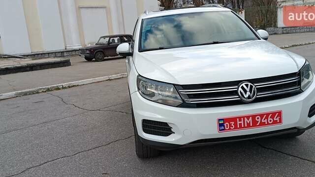 Белый Фольксваген Тигуан, объемом двигателя 2 л и пробегом 228 тыс. км за 13850 $, фото 28 на Automoto.ua