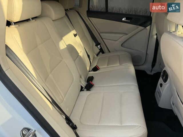 Белый Фольксваген Тигуан, объемом двигателя 1.98 л и пробегом 108 тыс. км за 14500 $, фото 21 на Automoto.ua