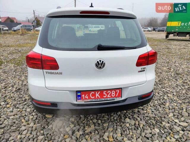 Белый Фольксваген Тигуан, объемом двигателя 1.98 л и пробегом 158 тыс. км за 14500 $, фото 13 на Automoto.ua