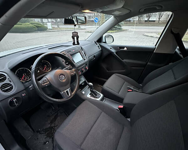 Белый Фольксваген Тигуан, объемом двигателя 1.98 л и пробегом 197 тыс. км за 11900 $, фото 9 на Automoto.ua