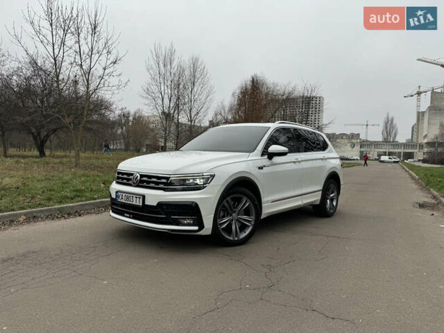 Білий Фольксваген Тігуан, об'ємом двигуна 1.98 л та пробігом 104 тис. км за 25600 $, фото 5 на Automoto.ua
