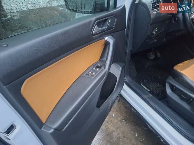 Белый Фольксваген Тигуан, объемом двигателя 1.98 л и пробегом 206 тыс. км за 16500 $, фото 8 на Automoto.ua