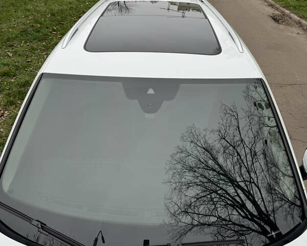 Білий Фольксваген Тігуан, об'ємом двигуна 1.98 л та пробігом 104 тис. км за 25600 $, фото 8 на Automoto.ua