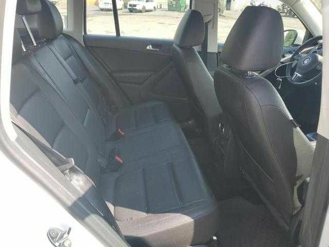 Білий Фольксваген Тігуан, об'ємом двигуна 2 л та пробігом 66 тис. км за 2000 $, фото 10 на Automoto.ua