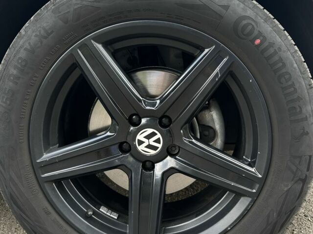 Білий Фольксваген Тігуан, об'ємом двигуна 2 л та пробігом 270 тис. км за 21500 $, фото 5 на Automoto.ua