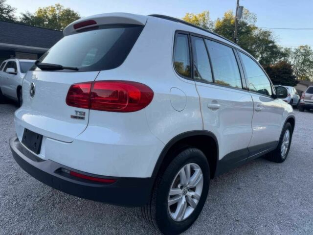 Белый Фольксваген Тигуан, объемом двигателя 2 л и пробегом 59 тыс. км за 10500 $, фото 7 на Automoto.ua