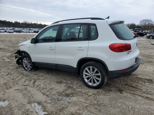 Білий Фольксваген Тігуан, об'ємом двигуна 2 л та пробігом 153 тис. км за 8300 $, фото 3 на Automoto.ua