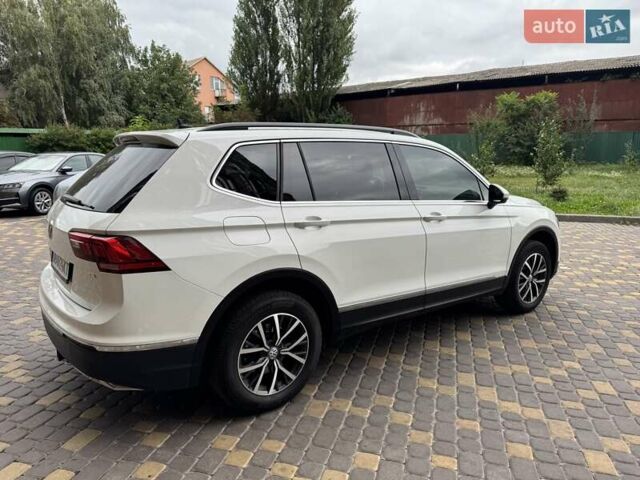 Білий Фольксваген Тігуан, об'ємом двигуна 1.98 л та пробігом 163 тис. км за 17799 $, фото 8 на Automoto.ua