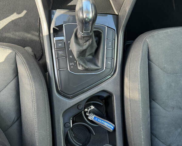 Белый Фольксваген Тигуан, объемом двигателя 1.97 л и пробегом 179 тыс. км за 25500 $, фото 12 на Automoto.ua