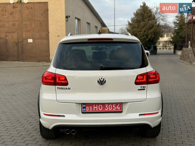 Белый Фольксваген Тигуан, объемом двигателя 2 л и пробегом 54 тыс. км за 15200 $, фото 24 на Automoto.ua