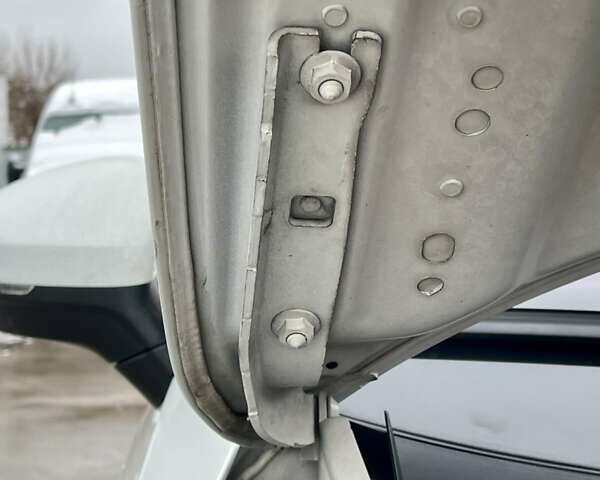 Белый Фольксваген Тигуан, объемом двигателя 2 л и пробегом 210 тыс. км за 23999 $, фото 73 на Automoto.ua