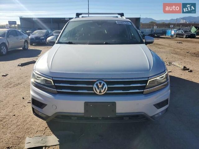 Білий Фольксваген Тігуан, об'ємом двигуна 1.98 л та пробігом 118 тис. км за 3900 $, фото 5 на Automoto.ua