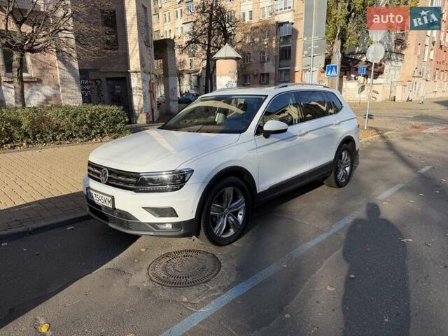 Білий Фольксваген Тігуан, об'ємом двигуна 1.98 л та пробігом 148 тис. км за 24000 $, фото 17 на Automoto.ua