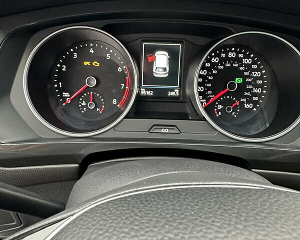 Білий Фольксваген Тігуан, об'ємом двигуна 1.98 л та пробігом 95 тис. км за 20900 $, фото 7 на Automoto.ua