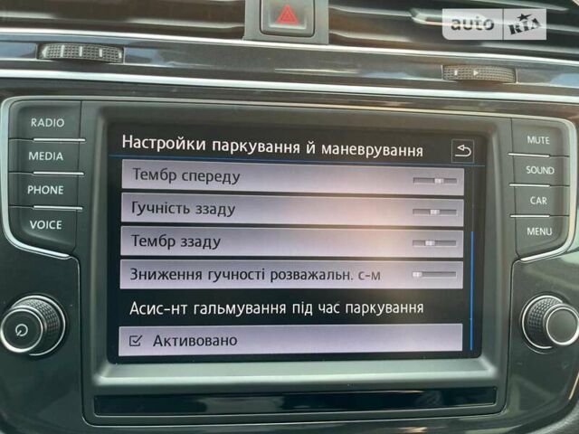 Білий Фольксваген Тігуан, об'ємом двигуна 2 л та пробігом 211 тис. км за 25800 $, фото 121 на Automoto.ua