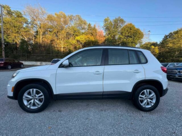 Белый Фольксваген Тигуан, объемом двигателя 2 л и пробегом 67 тыс. км за 10500 $, фото 4 на Automoto.ua