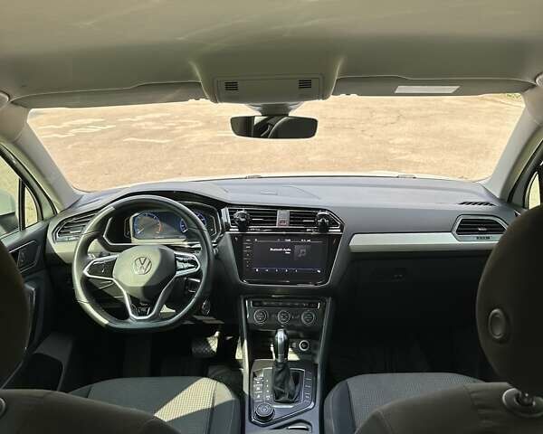 Белый Фольксваген Тигуан, объемом двигателя 2.01 л и пробегом 270 тыс. км за 21300 $, фото 10 на Automoto.ua