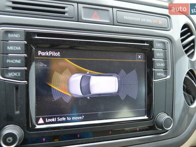 Белый Фольксваген Тигуан, объемом двигателя 1.98 л и пробегом 82 тыс. км за 15600 $, фото 23 на Automoto.ua