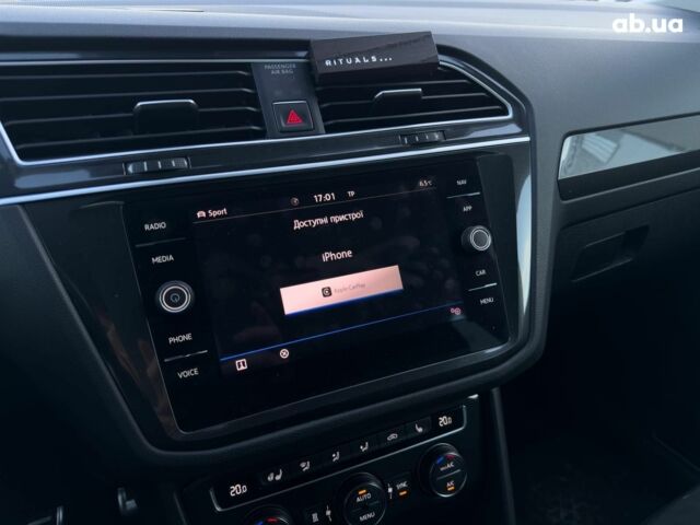 Белый Фольксваген Тигуан, объемом двигателя 2 л и пробегом 161 тыс. км за 24890 $, фото 17 на Automoto.ua