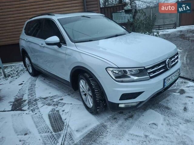 Белый Фольксваген Тигуан, объемом двигателя 1.98 л и пробегом 206 тыс. км за 16500 $, фото 3 на Automoto.ua