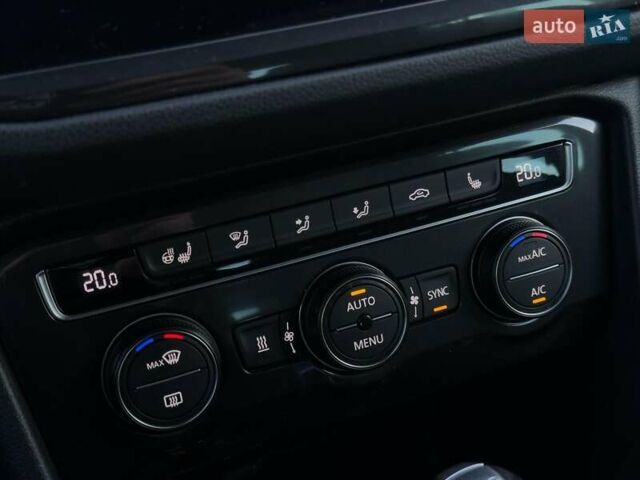 Білий Фольксваген Тігуан, об'ємом двигуна 2 л та пробігом 161 тис. км за 24880 $, фото 19 на Automoto.ua