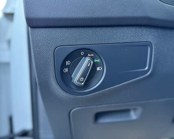 Білий Фольксваген Тігуан, об'ємом двигуна 1.98 л та пробігом 156 тис. км за 26500 $, фото 26 на Automoto.ua