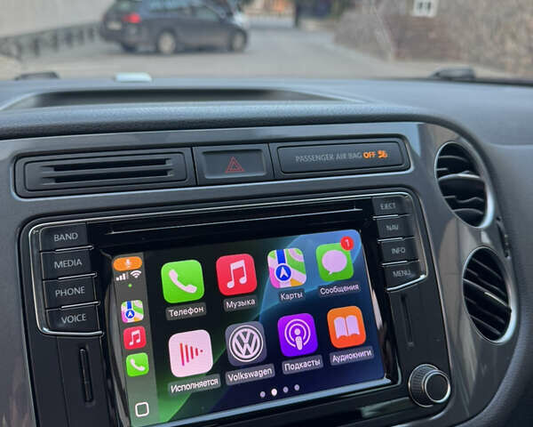 Белый Фольксваген Тигуан, объемом двигателя 2 л и пробегом 54 тыс. км за 15200 $, фото 94 на Automoto.ua