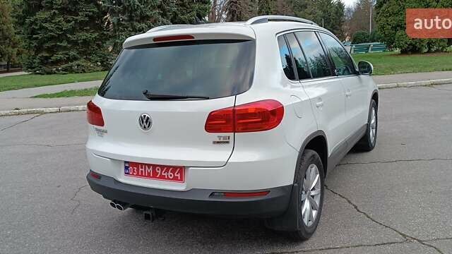 Белый Фольксваген Тигуан, объемом двигателя 2 л и пробегом 228 тыс. км за 13850 $, фото 17 на Automoto.ua