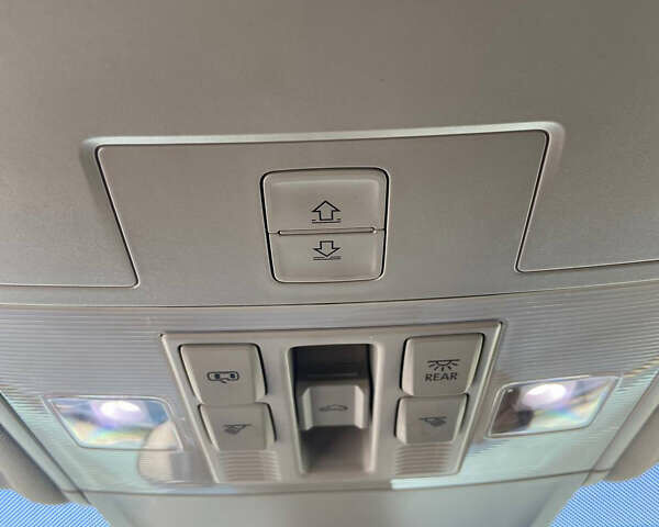 Белый Фольксваген Тигуан, объемом двигателя 1.97 л и пробегом 182 тыс. км за 26200 $, фото 15 на Automoto.ua