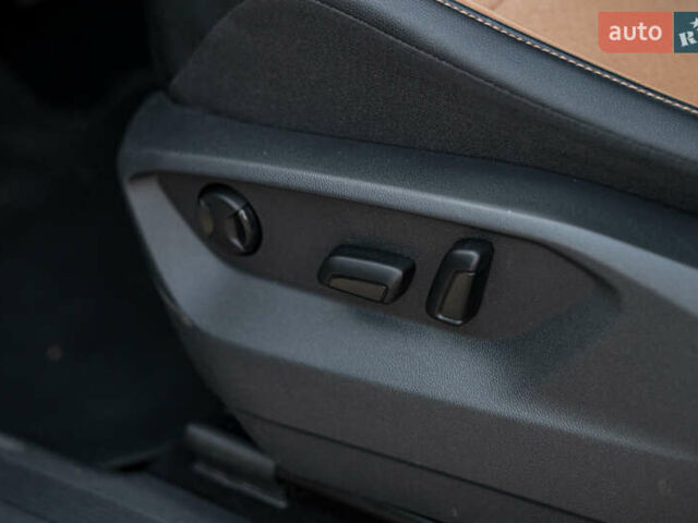 Білий Фольксваген Тігуан, об'ємом двигуна 2 л та пробігом 169 тис. км за 20900 $, фото 21 на Automoto.ua