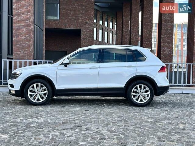 Фольксваген Тигуан 2017 в Днепре (Днепропетровске) на Automoto.ua Белый Фольксваген Тигуан, объемом двигателя 1.98 л и пробегом 88 тыс. км за 24900 $, фото 35 на Automoto.ua