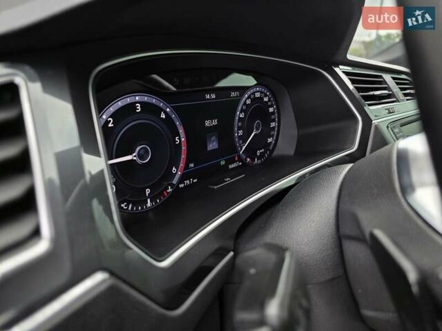 Белый Фольксваген Тигуан, объемом двигателя 2 л и пробегом 165 тыс. км за 27850 $, фото 13 на Automoto.ua
