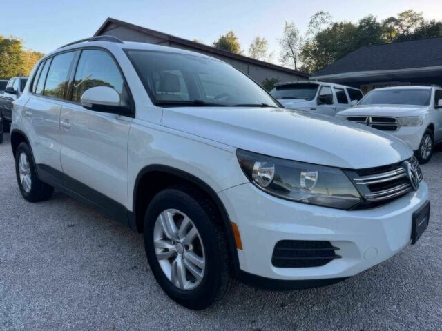 Белый Фольксваген Тигуан, объемом двигателя 2 л и пробегом 59 тыс. км за 10500 $, фото 2 на Automoto.ua