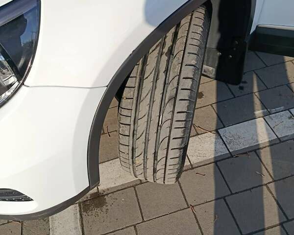 Белый Фольксваген Тигуан, объемом двигателя 1.98 л и пробегом 200 тыс. км за 14600 $, фото 19 на Automoto.ua