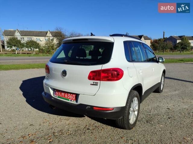 Белый Фольксваген Тигуан, объемом двигателя 2 л и пробегом 93 тыс. км за 13500 $, фото 4 на Automoto.ua