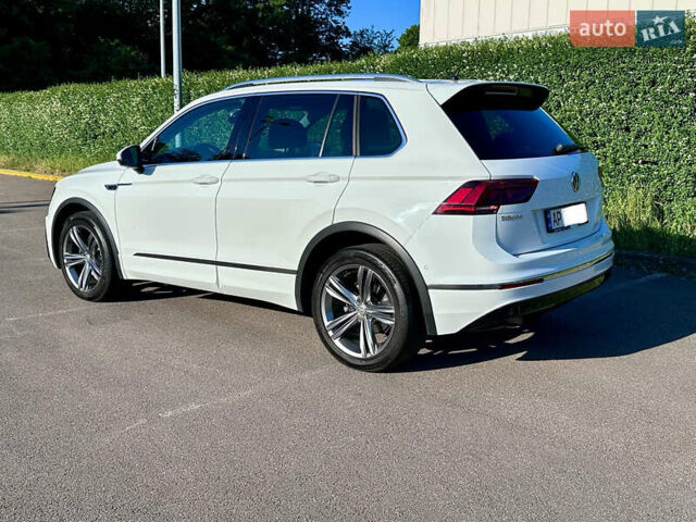 Білий Фольксваген Тігуан, об'ємом двигуна 1.97 л та пробігом 297 тис. км за 27000 $, фото 2 на Automoto.ua