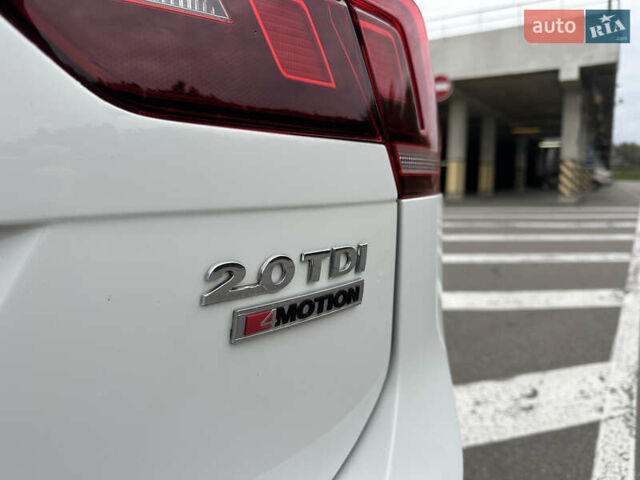 Білий Фольксваген Тігуан, об'ємом двигуна 2 л та пробігом 144 тис. км за 19500 $, фото 18 на Automoto.ua