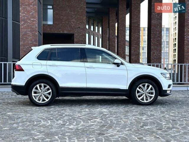 Фольксваген Тигуан 2017 в Днепре (Днепропетровске) на Automoto.ua Белый Фольксваген Тигуан, объемом двигателя 1.98 л и пробегом 88 тыс. км за 24900 $, фото 38 на Automoto.ua