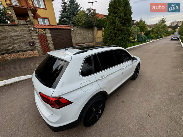 Білий Фольксваген Тігуан, об'ємом двигуна 1.98 л та пробігом 200 тис. км за 23500 $, фото 15 на Automoto.ua