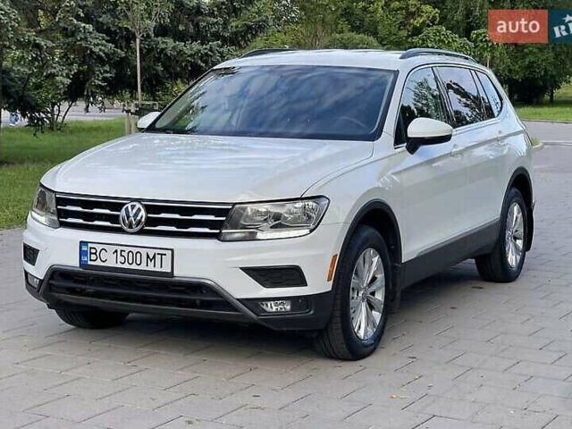 Белый Фольксваген Тигуан, объемом двигателя 1.98 л и пробегом 94 тыс. км за 19800 $, фото 3 на Automoto.ua