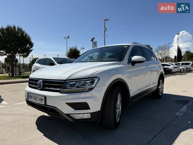 Белый Фольксваген Тигуан, объемом двигателя 1.97 л и пробегом 280 тыс. км за 23000 $, фото 6 на Automoto.ua