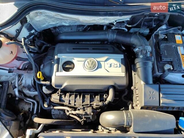 Белый Фольксваген Тигуан, объемом двигателя 2 л и пробегом 93 тыс. км за 13500 $, фото 20 на Automoto.ua
