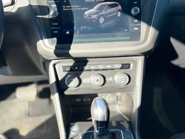 Білий Фольксваген Тігуан, об'ємом двигуна 2 л та пробігом 201 тис. км за 18600 $, фото 5 на Automoto.ua